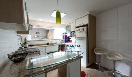 Sobrado com 3 dormitórios à venda, 220 m² por R$ 954.000 - Vila Mussolini - São Bernardo do Campo/SP