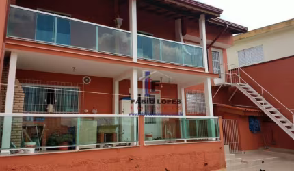 Sobrado com 4 dormitórios à venda, 222 m² por R$ 848.000,00 - Vila Vitória - Santo André/SP