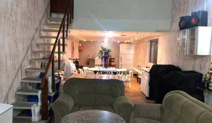 Sobrado com 3 dormitórios à venda, 213 m² por R$ 585.000 - Vila Sacadura Cabral - Santo André/SP