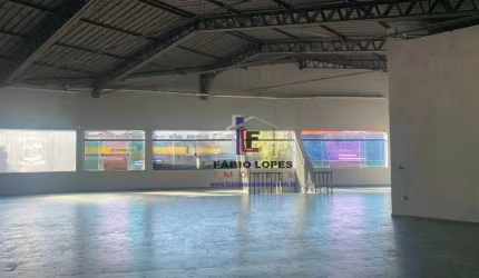 EXCELENTE SALÃO COMERCIAL PARA LOCAÇÃO - VILA PRÍNCIPE DE GALES - SANTO ANDRÉ