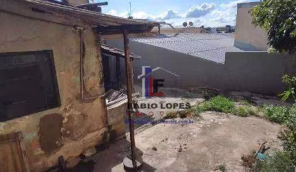 Casa com 2 dormitórios à venda, 128 m² por R$ 450.000,00 - Vila Palmares - Santo André/SP