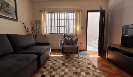SOBRADO À VENDA NA VILA PALMARES!