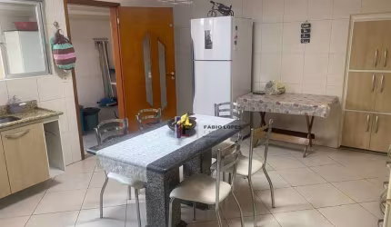 Sobrado com 3 dormitórios à venda, 169 m² por R$ 550.000,00 - Vila Sacadura Cabral - Santo André/SP