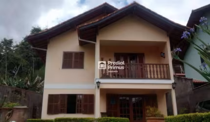 Casa com 6 dormitórios à venda, 250 m² por R$ 980.000,00 - Cônego - Nova Friburgo/RJ