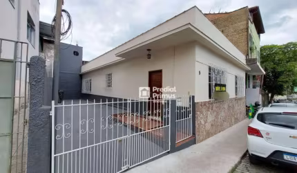 Casa com localização privilegiada, 3 dormitórios à venda, 80 m² por R$ 740.000 - Conselheiro Paulino - Nova Friburgo/RJ
