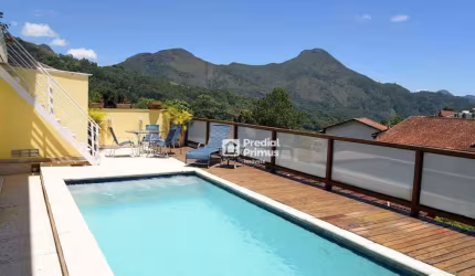 Casa com 4 dormitórios à venda, 500 m² por R$ 1.300.000,00 - Cascatinha - Nova Friburgo/RJ