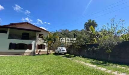 Casa à venda por R$ 760.000,00 - Amparo - Nova Friburgo/RJ