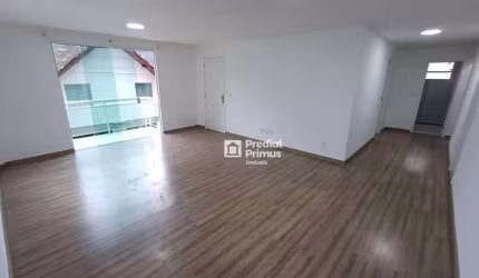 Apartamento com 3 dormitórios para alugar, 137 m² por R$ 2.863,00/mês - Cônego - Nova Friburgo/RJ