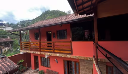 Casa à venda, 305 m² por R$ 750.000,00 - São Pedro da Serra - Nova Friburgo/RJ