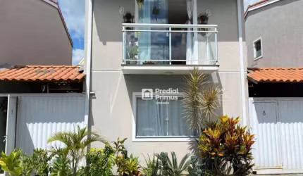 Casa com 2 dormitórios à venda, 73 m² por R$ 340.000,00 - Amparo - Nova Friburgo/RJ