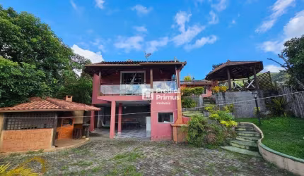 Incrível residência próxima ao Cônego com 300m²