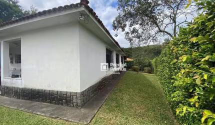 Casa com 3 dormitórios à venda, 124 m² por R$ 600.000,00 - Jardim Califórnia - Nova Friburgo/RJ