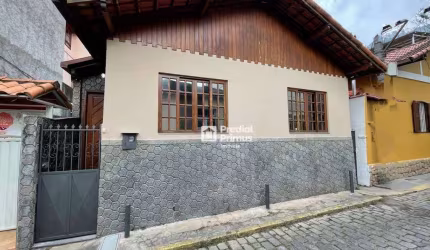 Casa à venda, 81 m² por R$ 465.000,00 - Centro - Nova Friburgo/RJ