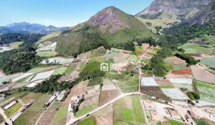 Sítio à venda, 179300 m² por R$ 2.400.000,00 - Barracão dos Mendes - Nova Friburgo/RJ