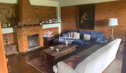 Casa com 5 dormitórios à venda, 297 m² por R$ 1.200.000,00 - Vale dos Pinheiros - Nova Friburgo/RJ