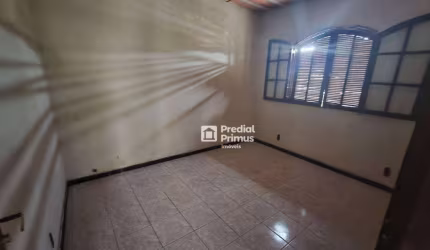 Terreno com 3 casas, 295 m² por R$ 250.000 - Prado - Nova Friburgo/RJ