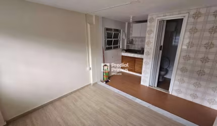 Sobrado com 1 dormitório à venda, 40 m² por R$ 170.000,00 - Centro - Nova Friburgo/RJ
