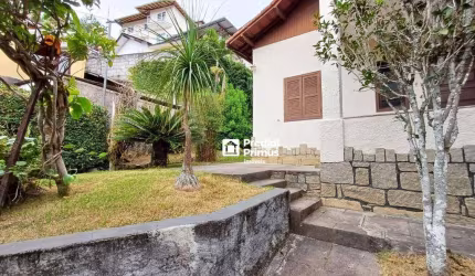 Casa com 2 dormitórios para alugar por R$ 2.680,00/mês - Braunes - Nova Friburgo/RJ