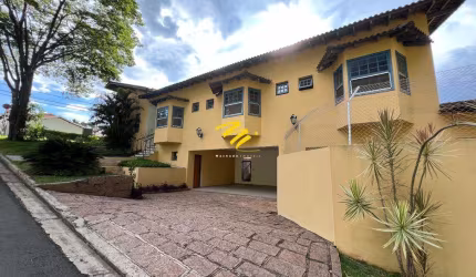 Sobrado à venda e para alugar em Vinhedo, Condomínio Estância Marambaia, com 4 suítes, com 302.86 m²