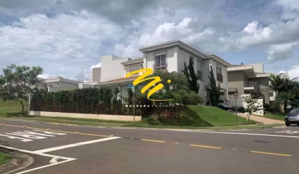 Sobrado à venda em Campinas, Loteamento Parque dos Alecrins, com 3 suítes, com 210 m²