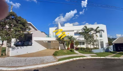 Sobrado à venda em Valinhos, Chácara das Nações, com 3 suítes, com 277 m²