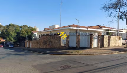 Casa à venda em Campinas, Botafogo, com 8 quartos, com 318 m²