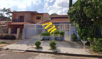 Casa à venda em Campinas, Cidade Universitária, com 4 quartos, com 165.98 m²