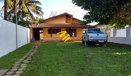 Casa à venda em Ubatuba, Picinguaba, com 3 quartos, com 140 m²