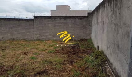 Terreno à venda em Indaiatuba, Altos da Bela Vista, com 1470 m²