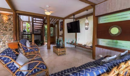 Casa com 6 dormitórios à venda, 202 m² por R$ 2.800.000,00 - Itaquanduba - Ilhabela/SP