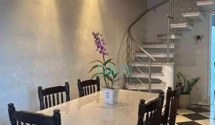Sobrado com 3 dormitórios à venda, 250 m² por R$ 933.000 - Jardim Uirá - São José dos Campos/SP