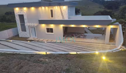 Sobrado com 4 dormitórios à venda, 300 m² por R$ 1.680.000,00 - Condomínio Parque Vale dos Lagos - Jacareí/SP
