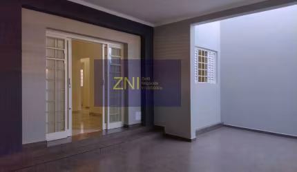 Casa à Venda na Vila Tibério  R 1397
