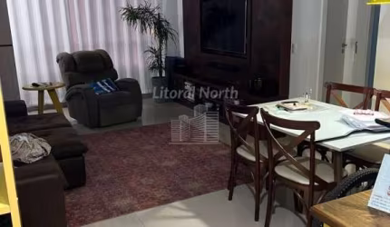 Apartamento mobiliado a venda na Praia Brava
