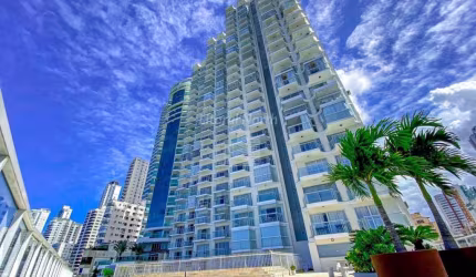 Apartamento frente mar a venda no centro de Balneário Camboriú