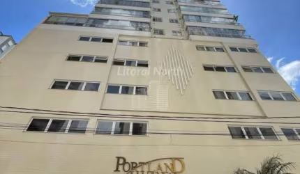 Apartamento garden mobiliado a venda no Centro de Balneário Camboriú