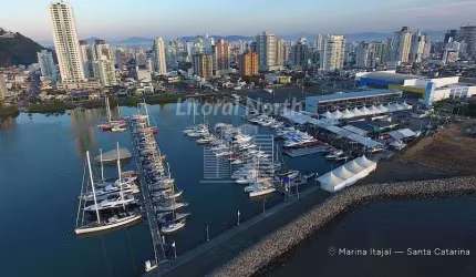Lançamento próximo a Beira Rio no Centro de Itajaí