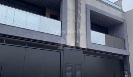 Sobrado no Bairro dos Municípios.