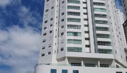 Apartamento na Barra Sul