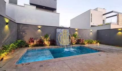 Sobrado no Vivendas da Mata com 3 suítes e piscina.
