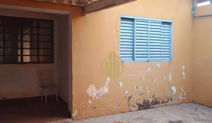 Casa a Venda na Vila Tiberio R$ 330.000,00