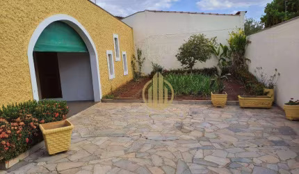 Casa com 3 dormitórios à venda, 200 m² por R$ 530.000 - Parque Residencial Lagoinha - Ribeirão Preto/SP
