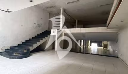 SALA COMERCIAL PARA ALUGAR NA ALVARO RAMOS 682m