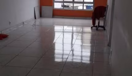 Apartamento à venda em Água Rasa com 70 m², 2 quar