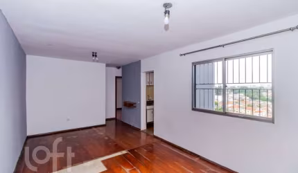 Apartamento à venda em Água Rasa com 58 m², 2 quar