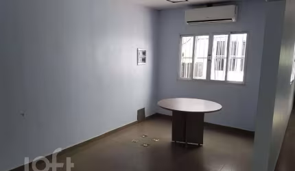 Casa à venda em Cambuci com 600 m², 3 quartos, 1 v