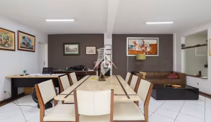 Galpão Comercial com Residência no Alto da Mooca.