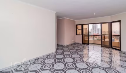 Apartamento à venda em Vila Dom Pedro I com 112 m²