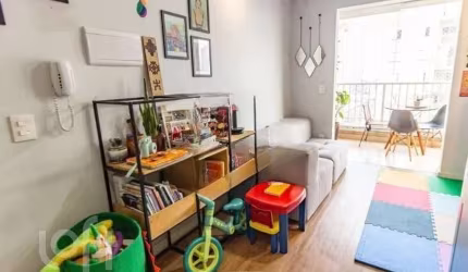 Apartamento à venda em Cambuci com 34 m², 1 quarto