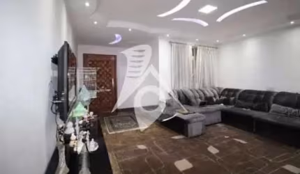 Casa no Bairro da Quarta Parada, com 200m².